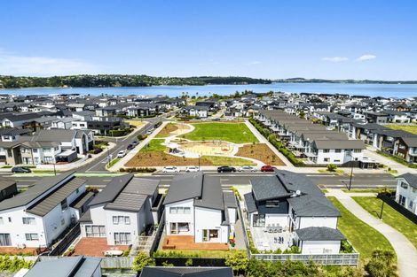 Photo of property in 25 Roa Avenue, Hobsonville, Auckland, 0616