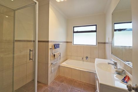 Photo of property in 17 Merlot Drive, Greenmeadows, Napier, 4112