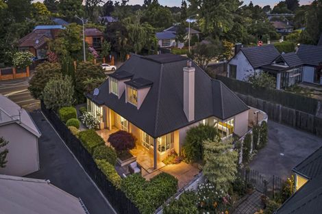 Photo of property in 95 Clyde Road, Ilam, Christchurch, 8041