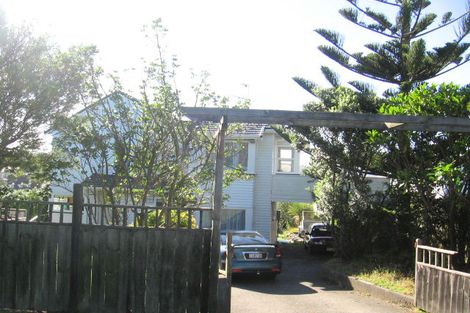 Photo of property in 12 Clifford Road, Johnsonville, Wellington, 6037