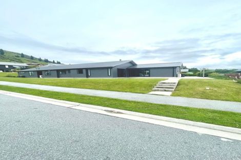 Photo of property in 2 Batsford Lane, Lower Shotover, Queenstown, 9371