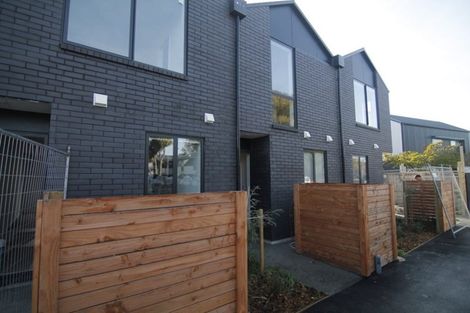 Photo of property in 2/255 Kilmore Street, Christchurch Central, Christchurch, 8011