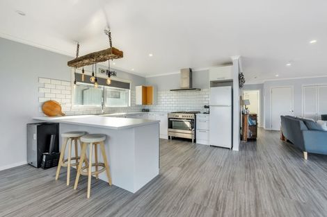Photo of property in 4 Tua Tua Place, Baylys Beach, 0377