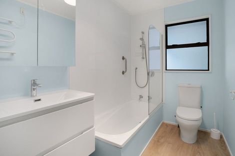 Photo of property in 1/37 Bracken Road, Paparangi, Wellington, 6037