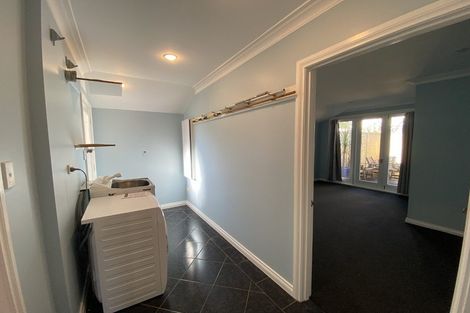 Photo of property in 164 Lemon Street, Strandon, New Plymouth, 4312