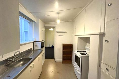 Photo of property in 5 Howe Street, North Dunedin, Dunedin, 9016