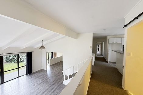 Photo of property in 9 Cambric Place, Botany Downs, Auckland, 2010
