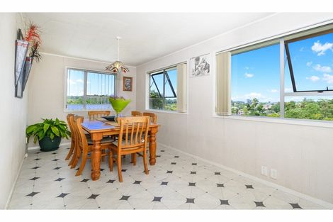 Photo of property in 26 Solar Road, Glen Eden, Auckland, 0602