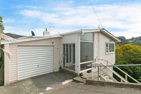 Photo of property in 34 Collier Avenue, Karori, Wellington, 6012