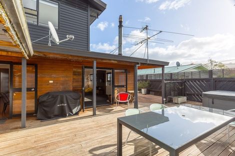 Photo of property in 55 Moeraki Road, Maoribank, Upper Hutt, 5018