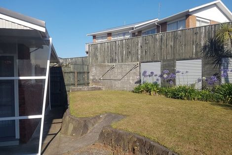 Photo of property in 32 Crownhill Street, Spotswood, New Plymouth, 4310