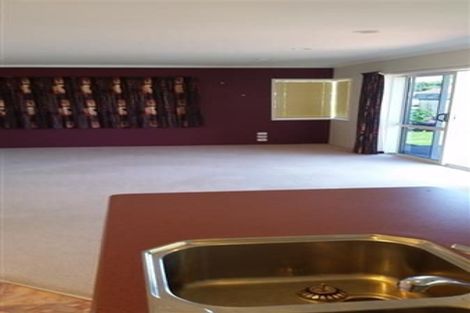 Photo of property in 213 Coronation Avenue, Welbourn, New Plymouth, 4310
