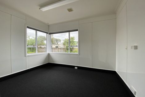 Photo of property in 379 Broadway, Stratford, 4332