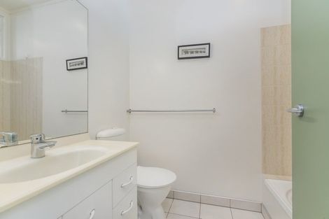 Photo of property in Fernhill Flats, 324u9 The Terrace, Te Aro, Wellington, 6011