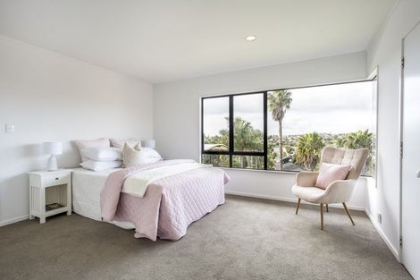 Photo of property in 1/55 Nigel Road, Browns Bay, Auckland, 0630