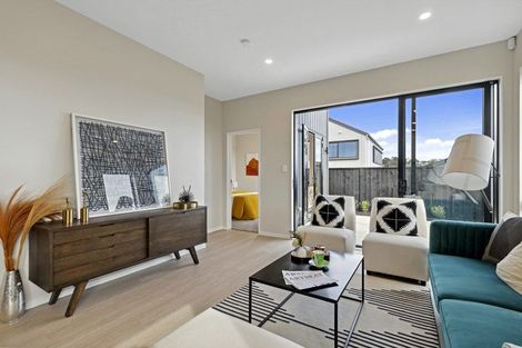 Photo of property in 31 Paretao Street, Massey, 0614