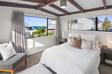 Photo of property in 7a Ellangowan Road, Waiake, Auckland, 0630