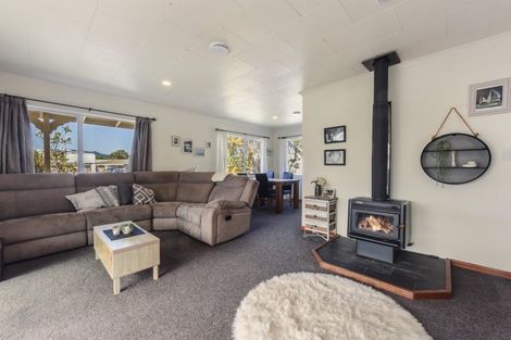Photo of property in 16 Hollis Place, Brightwater, 7022