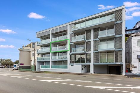 Photo of property in Aqua, 6/74 Oriental Parade, Oriental Bay, Wellington, 6011