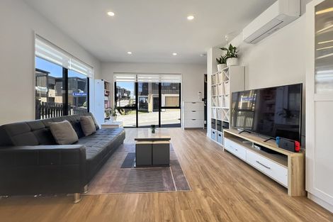 Photo of property in 1 Irwin Lane, Windsor Park, 0632