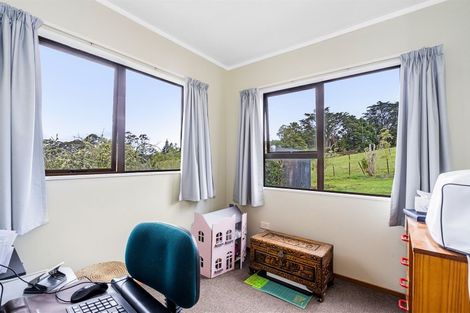 Photo of property in 211 Gray Road, Te Kamo, Kamo, 0185