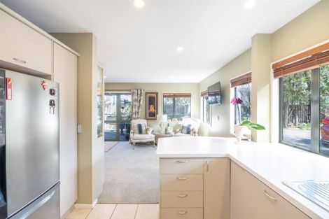 Photo of property in 165 Peverel Street, Riccarton, Christchurch, 8041