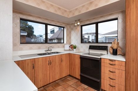 Photo of property in 2/8 Terrace Avenue, Mount Maunganui, 3116