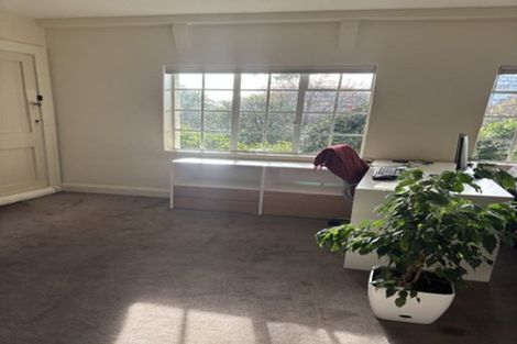 Photo of property in 5 Easdale Street, Kelburn, Wellington, 6012