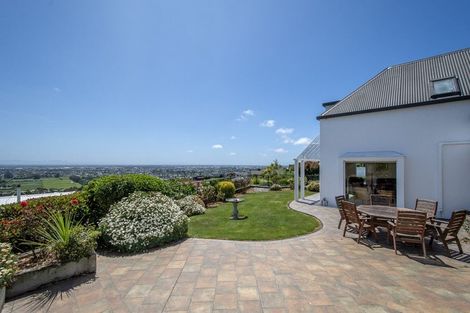 Photo of property in 17 Petworth Place, Westmorland, Christchurch, 8025