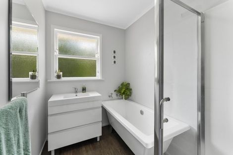 Photo of property in 15 Sunbrae Drive, Silverstream, Upper Hutt, 5019