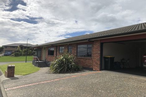 Photo of property in 6 Claremont Rise, Levin, 5510