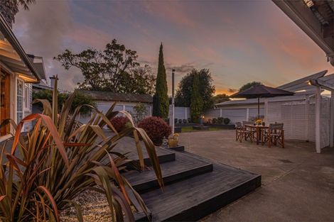 Photo of property in 143 Featherston Street, Palmerston North, 4410