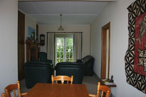 Photo of property in 36 Newington Road, Henderson, Auckland, 0612