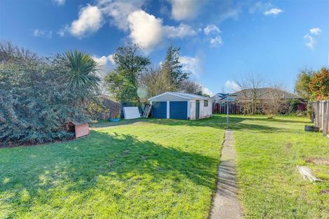 Photo of property in 10 Oakdale Street, Avonhead, Christchurch, 8042