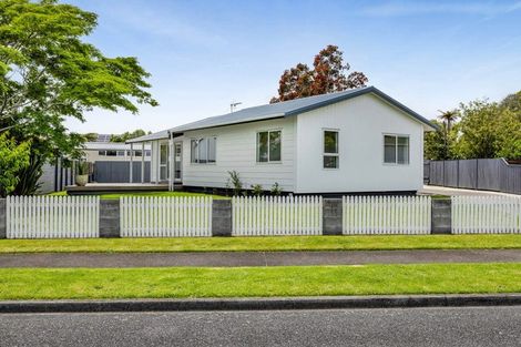 Photo of property in 4 Maralyn Place, Bell Block, New Plymouth, 4312