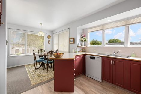 Photo of property in 57 Kent Lodge Avenue, Avonhead, Christchurch, 8042