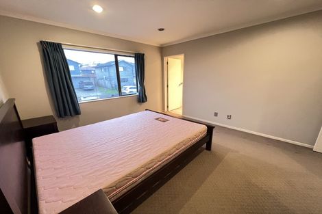 Photo of property in 37 Clover Drive, Henderson, Auckland, 0610