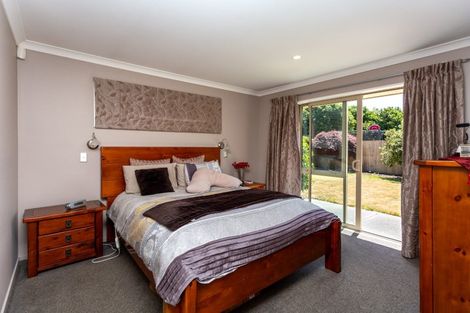 Photo of property in 15 Pollock Place, Rolleston, 7614