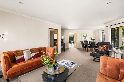 Photo of property in 19 Kingsgate Avenue, Havelock North, 4130