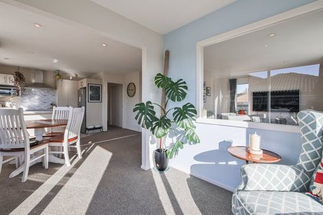 Photo of property in 26 Brightstone Crescent, Aranui, Christchurch, 8061