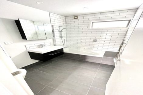 Photo of property in 30u5 Monowai Road, Johnsonville, Wellington, 6037