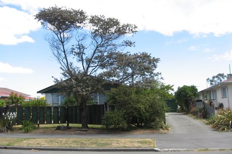 Photo of property in 19 Lamorna Road, Parklands, Christchurch, 8083