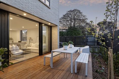 Photo of property in 1/18 Cornwall Street, St Albans, Christchurch, 8014