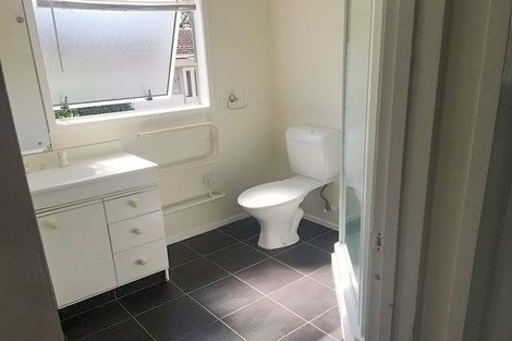 Photo of property in 2/70 Glamorgan Drive, Torbay, Auckland, 0630