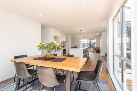 Photo of property in 2/179 Weston Road, St Albans, Christchurch, 8052