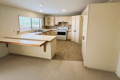Photo of property in 10 Ruby Place, Orewa, 0931