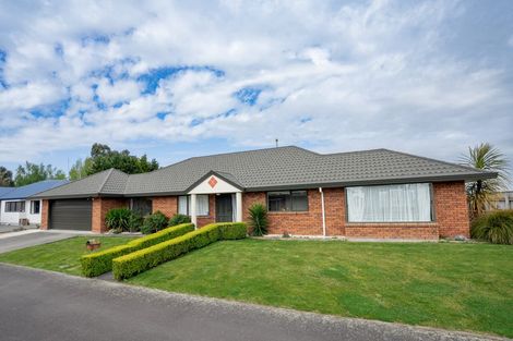 Photo of property in 29 Parnell Heights Drive, Kelvin Grove, Palmerston North, 4414