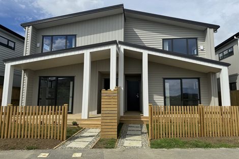 Photo of property in 6 Kapeta Lane, Karaka, 2113