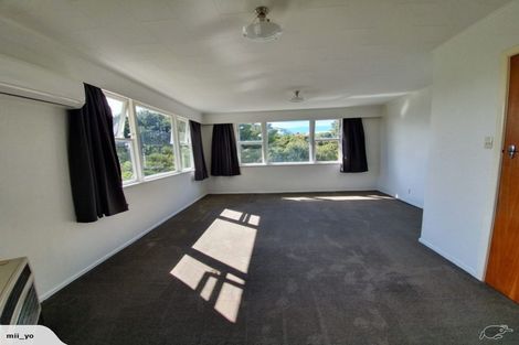 Photo of property in 38 Oswald Crescent, Paparangi, Wellington, 6037