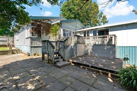 Photo of property in 142 Great South Road, Manurewa, Auckland, 2102